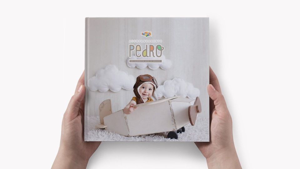 Design de álbum de acompanhamento | Pedro Design de álbum de acompanhamento | Pedro