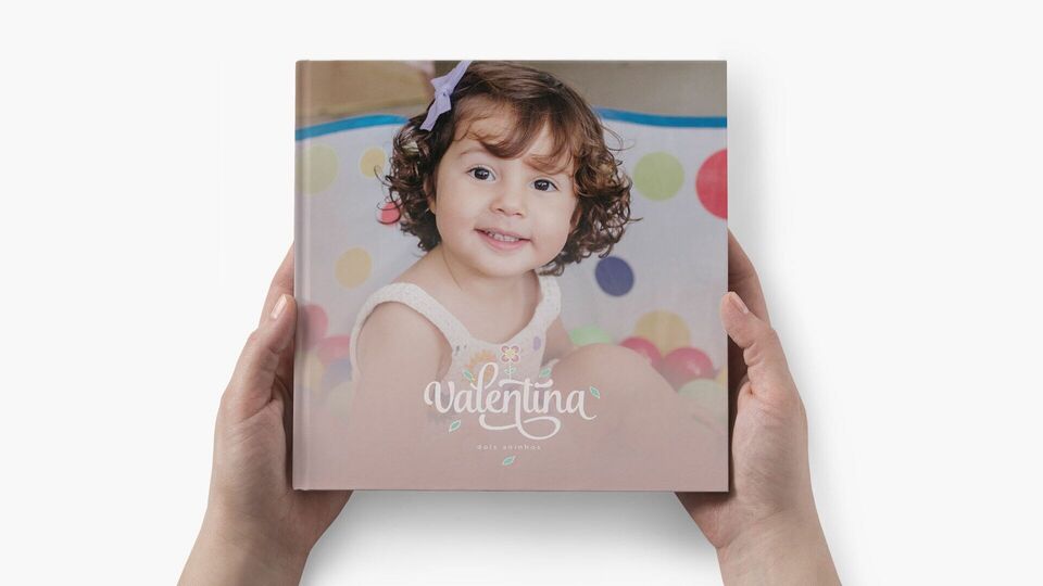 Design de álbum de aniversário | Valentina