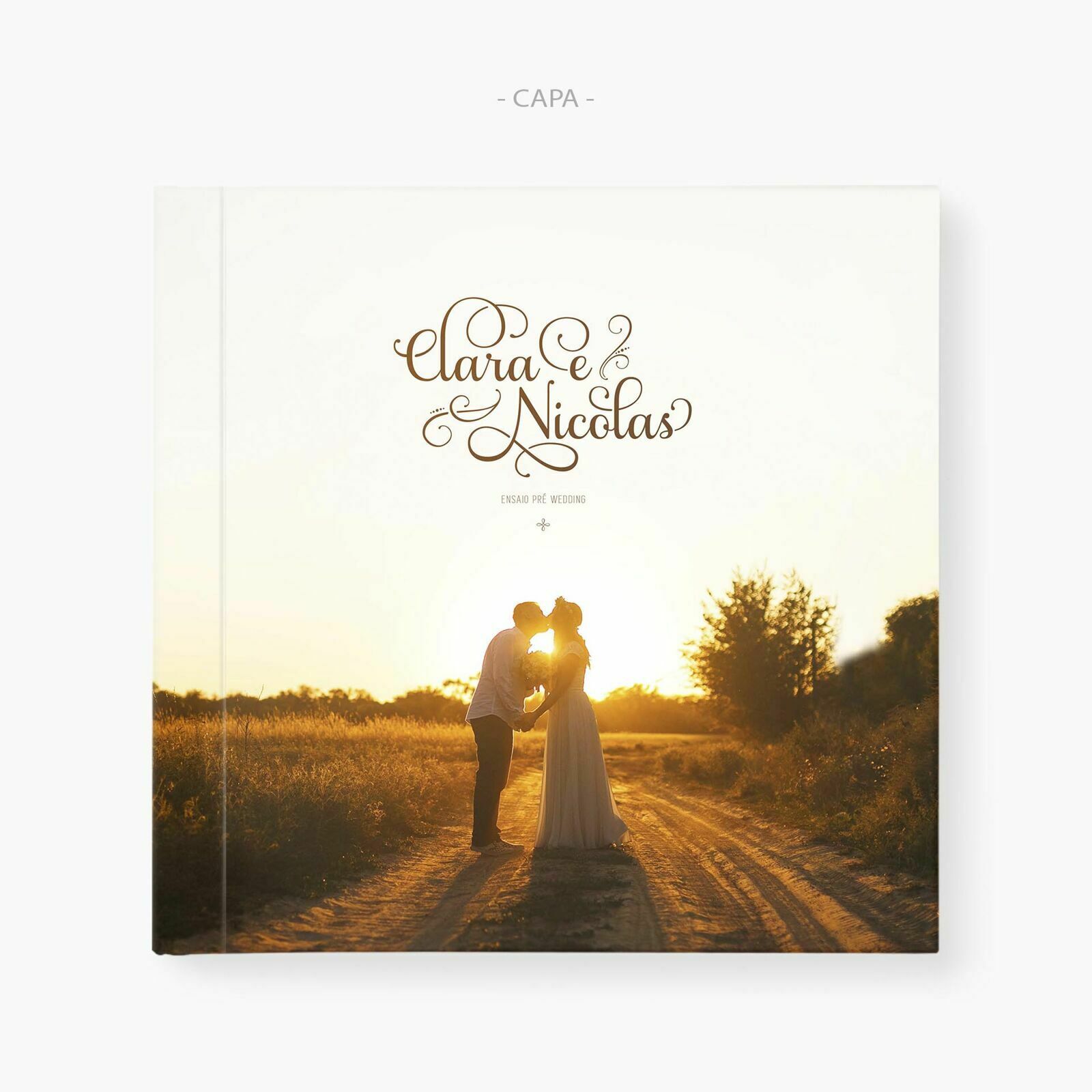 Diagramação de álbum de ensaio pre wedding - Clara e Nicolas